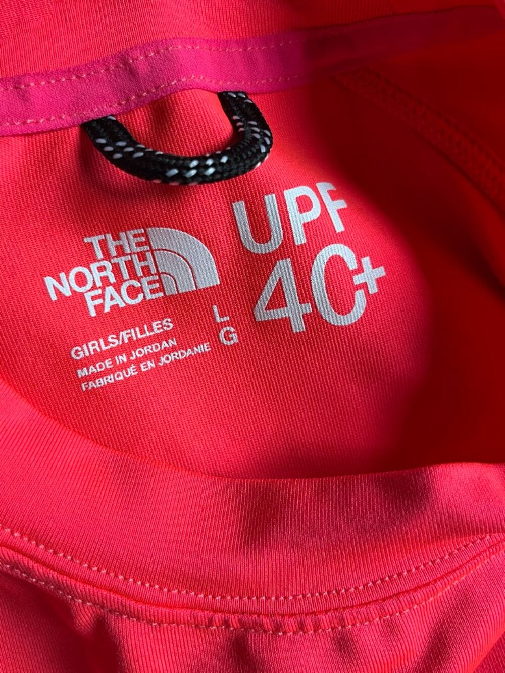The North Face bright pink long-sleeve swim shirt L - Picture 2 of 12